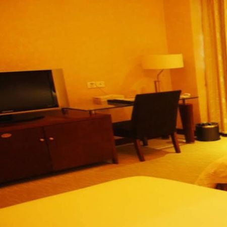 Changshu Kaiyue International Hotel Екстер'єр фото